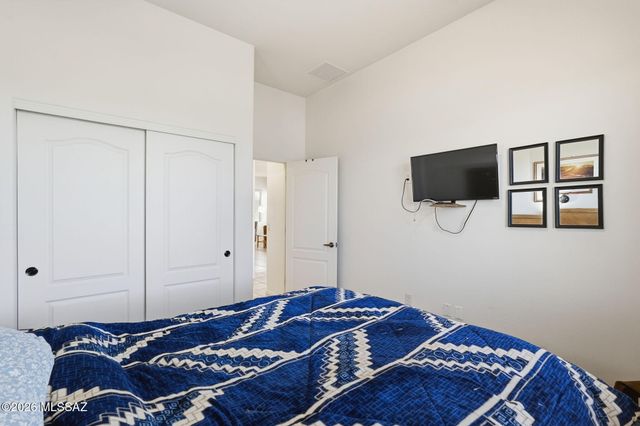 5794 S Henderson Canyon Drive, Green Valley, AZ 85622