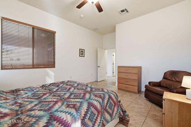 5794 S Henderson Canyon Drive, Green Valley, AZ 85622