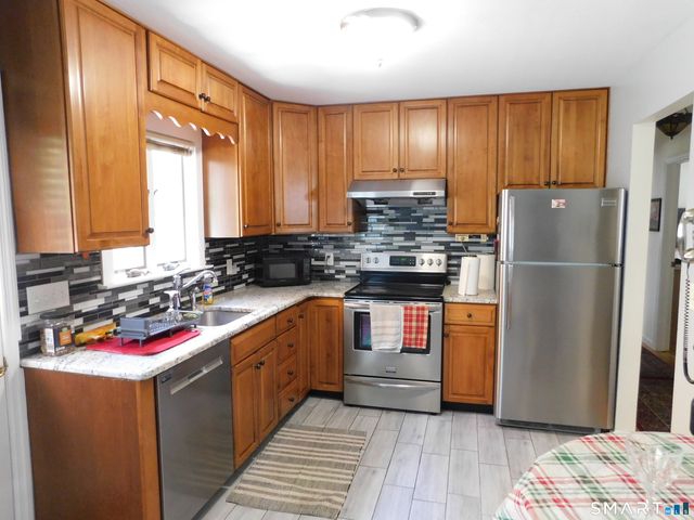 8 Tilden Road, Danbury, CT 06810