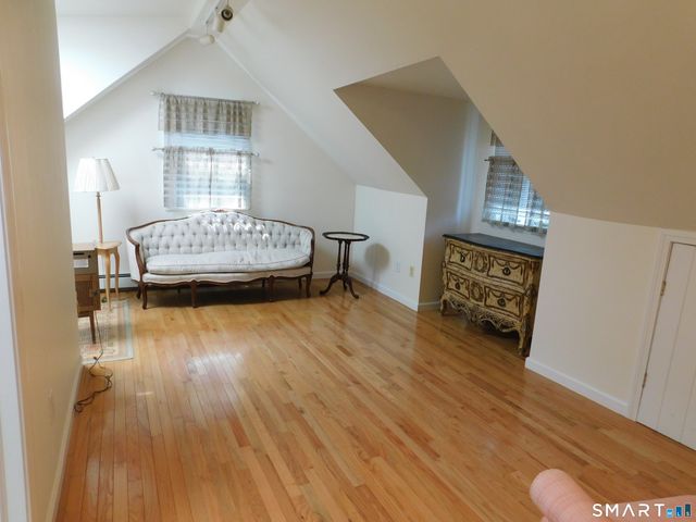 8 Tilden Road, Danbury, CT 06810