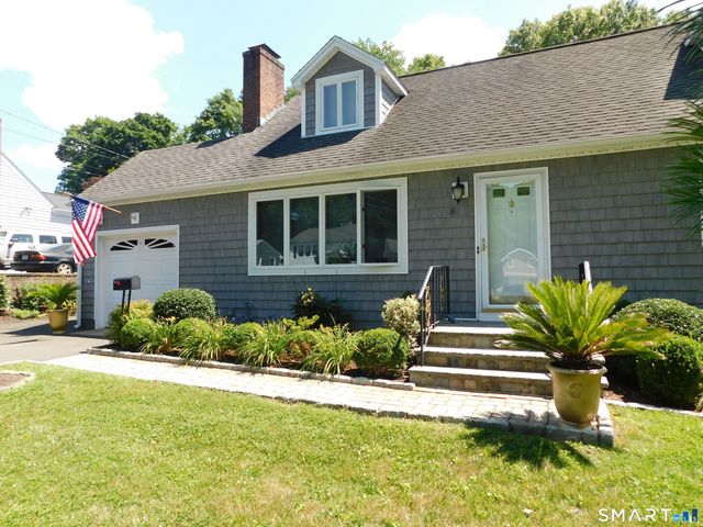 8 Tilden Road, Danbury, CT 06810