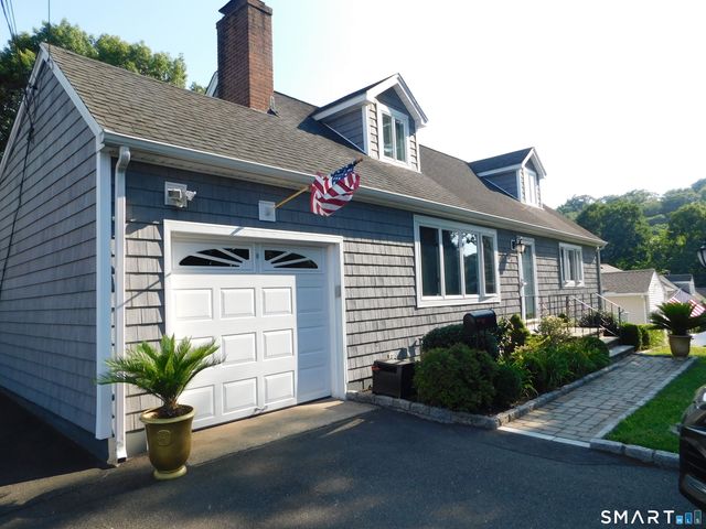 8 Tilden Road, Danbury, CT 06810