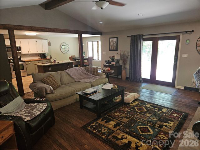 216 Brentwood Circle, Newton, NC 28658