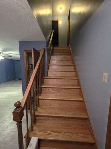 8 Woodbine Avenue, Concord, NH 03303