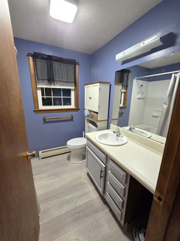 8 Woodbine Avenue, Concord, NH 03303