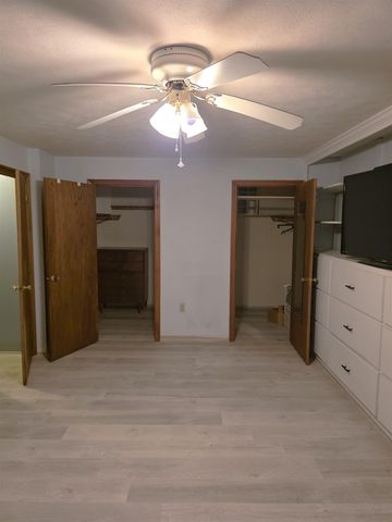 8 Woodbine Avenue, Concord, NH 03303