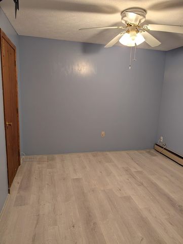 8 Woodbine Avenue, Concord, NH 03303