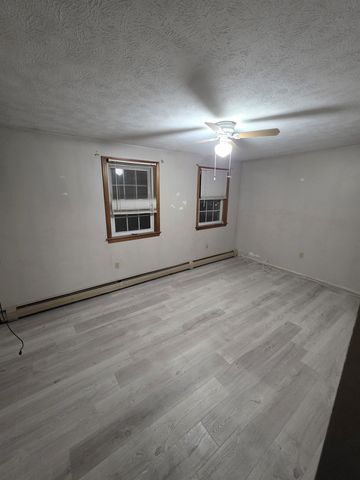 8 Woodbine Avenue, Concord, NH 03303