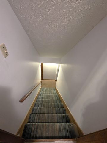 8 Woodbine Avenue, Concord, NH 03303