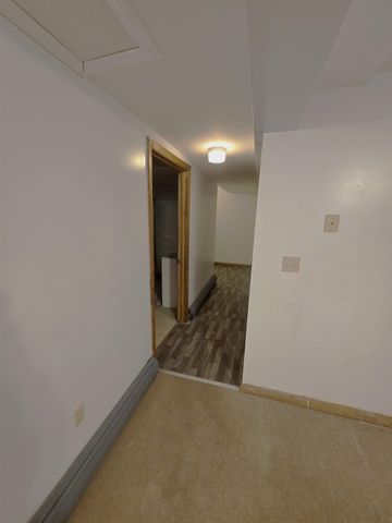 8 Woodbine Avenue, Concord, NH 03303