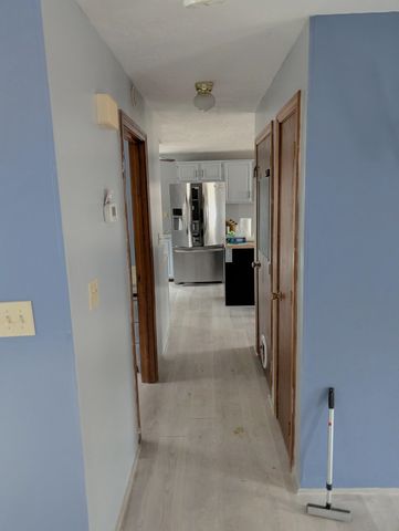 8 Woodbine Avenue, Concord, NH 03303