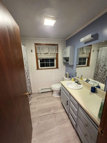 8 Woodbine Avenue, Concord, NH 03303