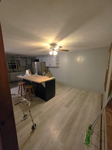 8 Woodbine Avenue, Concord, NH 03303