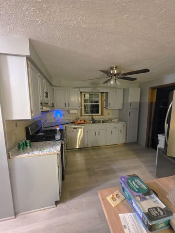 8 Woodbine Avenue, Concord, NH 03303