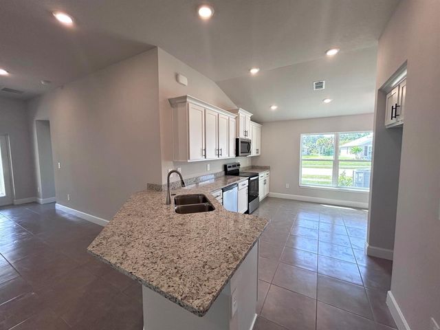 5747 Waterstone Boulevard, Fort Pierce, FL 34951