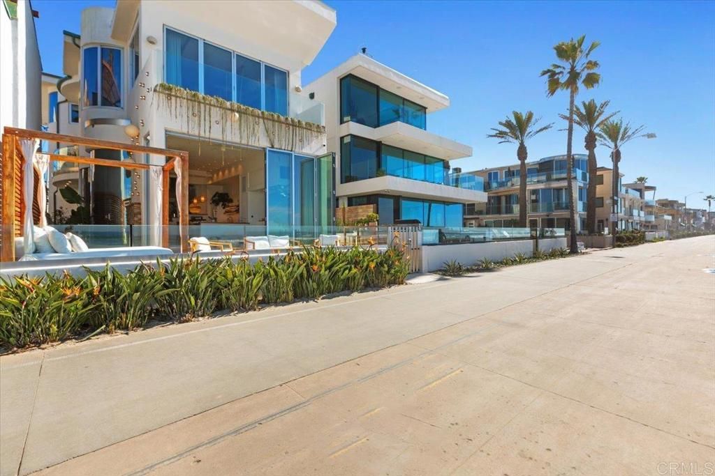 3709 Ocean Front Walk, San Diego, CA 92109 — photo 4