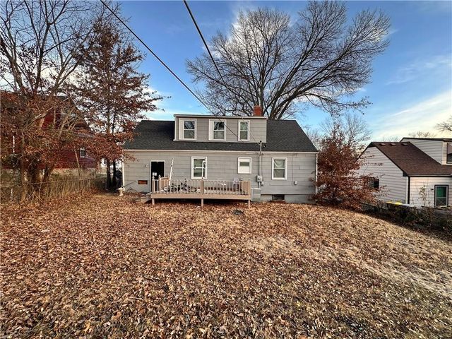 4621 E 43rd Terrace, Kansas City, MO 64130