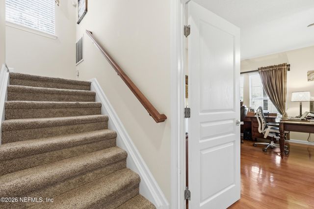 4286 STUDIO PARK Avenue, Jacksonville, FL 32216