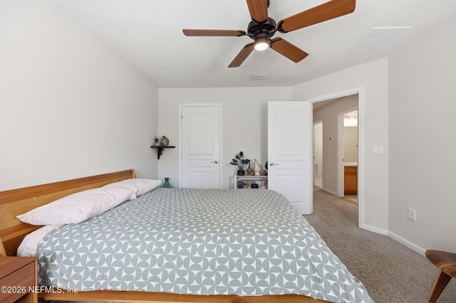 4286 STUDIO PARK Avenue, Jacksonville, FL 32216