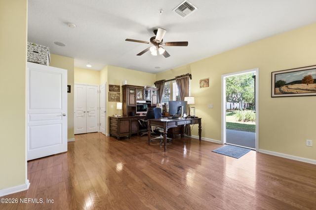 4286 STUDIO PARK Avenue, Jacksonville, FL 32216