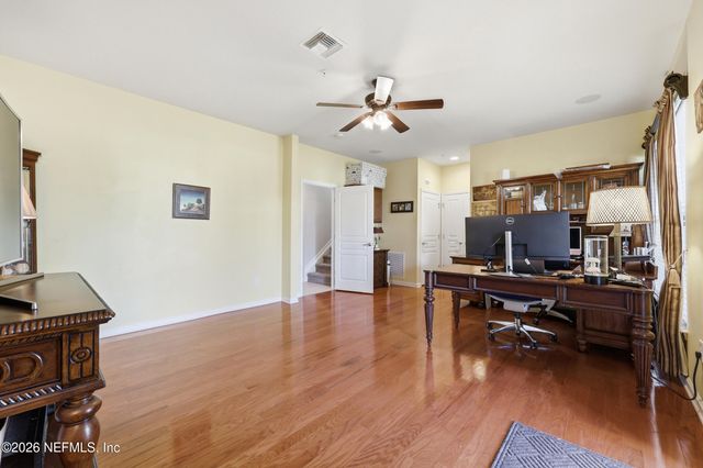 4286 STUDIO PARK Avenue, Jacksonville, FL 32216