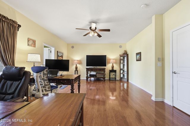 4286 STUDIO PARK Avenue, Jacksonville, FL 32216