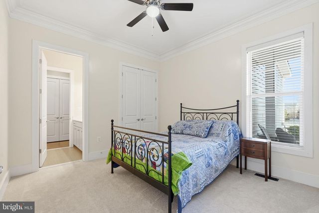 23595 GOLDEN EMBERS SQ, Ashburn, VA 20148