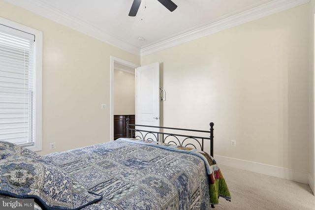 23595 GOLDEN EMBERS SQ, Ashburn, VA 20148