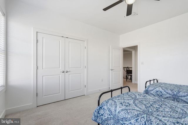 23595 GOLDEN EMBERS SQ, Ashburn, VA 20148