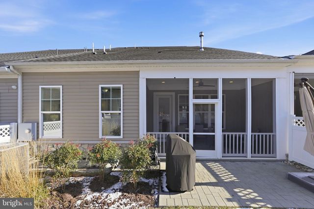 23595 GOLDEN EMBERS SQ, Ashburn, VA 20148