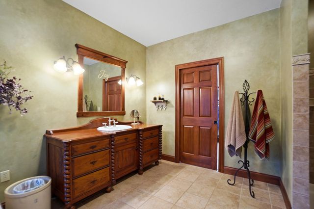 3000 S Sunderland Road 3000 S Sunderland Road, Lima, OH 45806