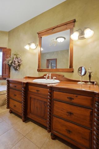 3000 S Sunderland Road 3000 S Sunderland Road, Lima, OH 45806