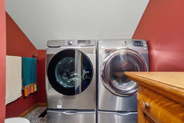 3000 S Sunderland Road 3000 S Sunderland Road, Lima, OH 45806