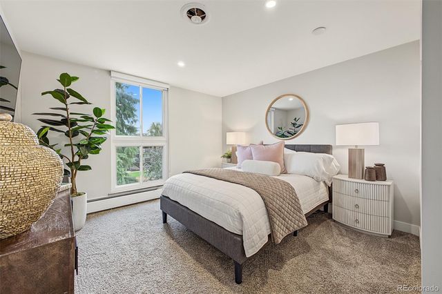 4570 E Yale Avenue 301, Denver, CO 80222