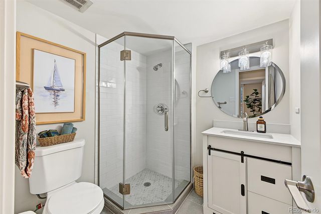 4570 E Yale Avenue 301, Denver, CO 80222