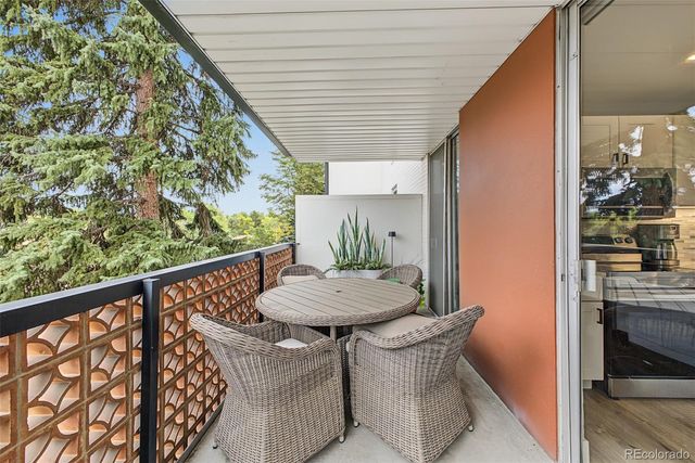 4570 E Yale Avenue 301, Denver, CO 80222