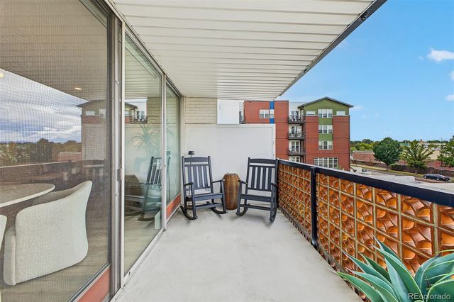 4570 E Yale Avenue 301, Denver, CO 80222