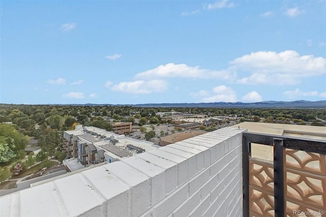 4570 E Yale Avenue 301, Denver, CO 80222