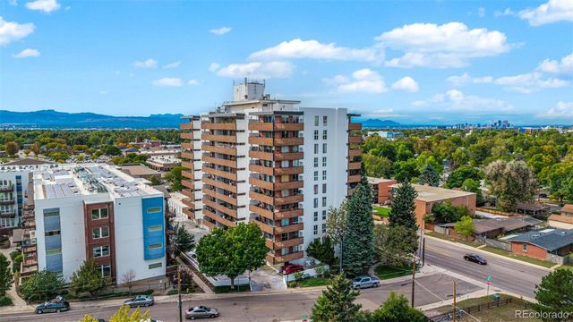 4570 E Yale Avenue 301, Denver, CO 80222