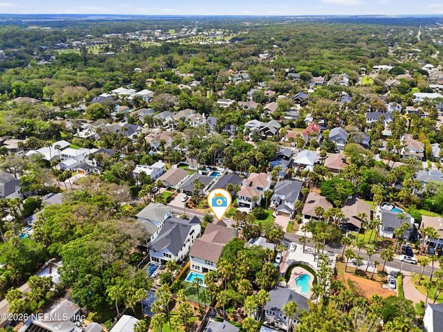 340 9TH Street, Atlantic Beach, FL 32233