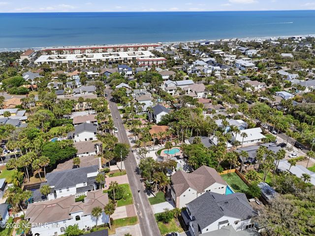 340 9TH Street, Atlantic Beach, FL 32233