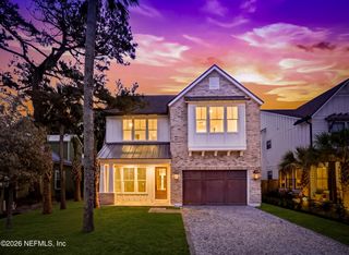 340 9TH Street, Atlantic Beach, FL 32233