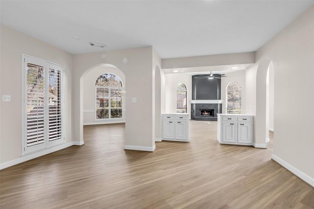 3102 Mountain Oak Court, Houston, TX 77068