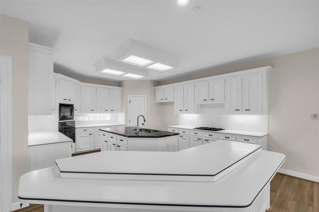 3102 Mountain Oak Court, Houston, TX 77068