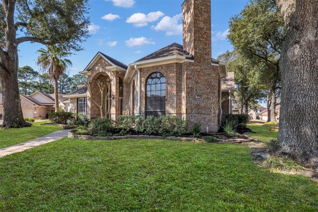 3102 Mountain Oak Court, Houston, TX 77068