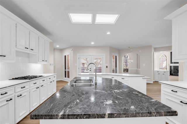 3102 Mountain Oak Court, Houston, TX 77068