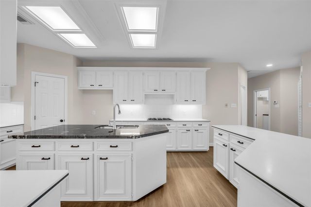 3102 Mountain Oak Court, Houston, TX 77068