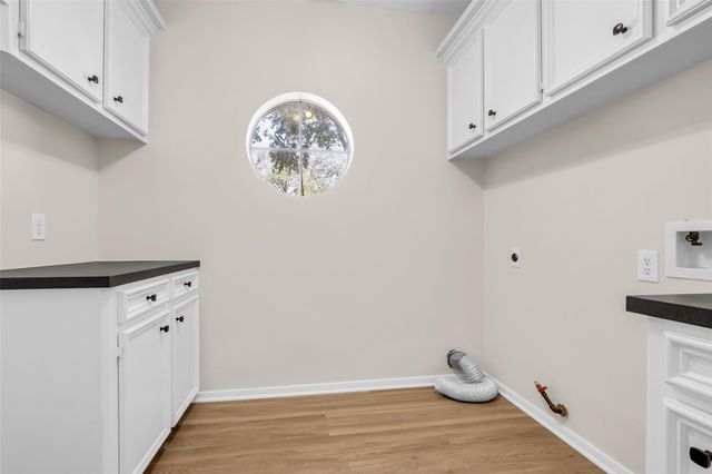 3102 Mountain Oak Court, Houston, TX 77068