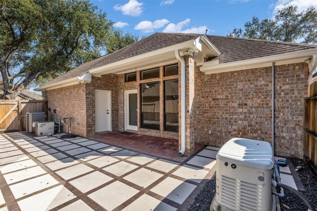 3102 Mountain Oak Court, Houston, TX 77068