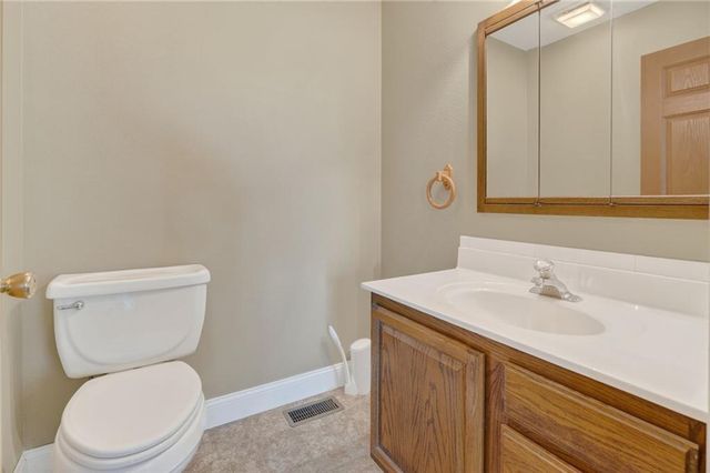 28501 SE Outer Road, Harrisonville, MO 64701